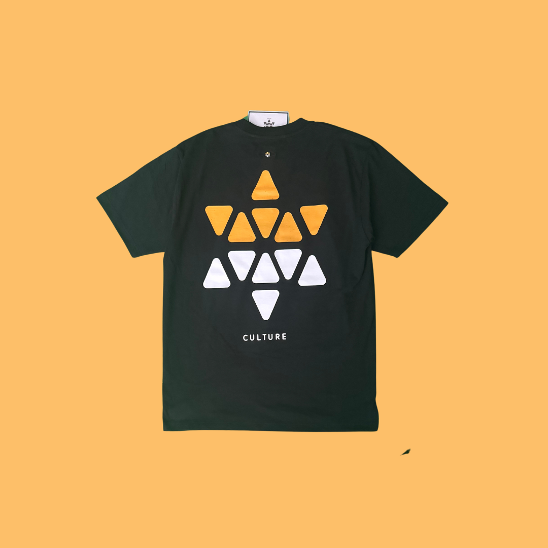 STRUCTURED TEE