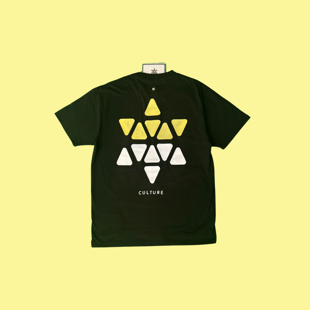 STRUCTURED TEE