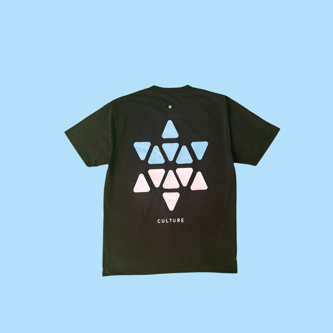 STRUCTURED TEE